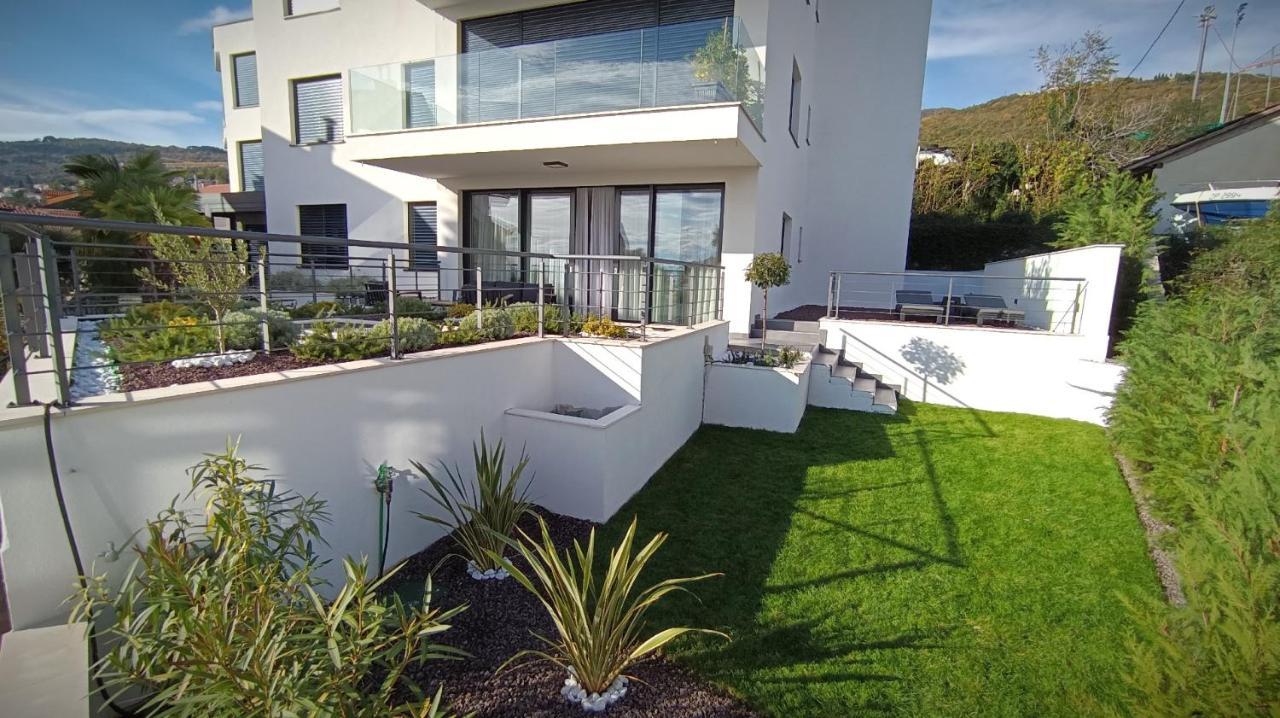 Ena, Luxury Apartment *